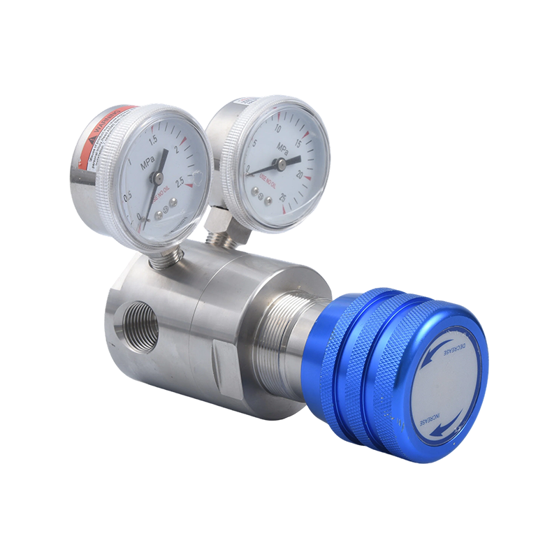 ステンレス製圧力調整器